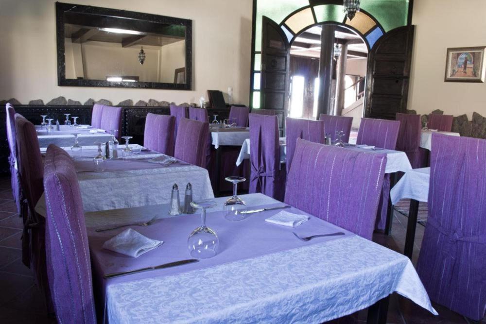 Click Excursions Tafraoute Otel Taddart Dış mekan fotoğraf