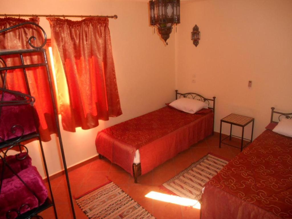 Click Excursions Tafraoute Otel Taddart Dış mekan fotoğraf