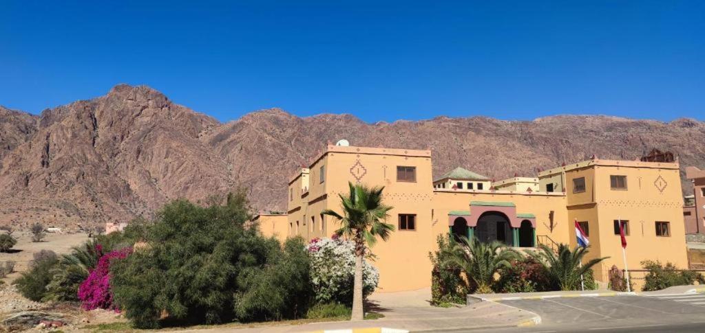 Click Excursions Tafraoute Otel Taddart Dış mekan fotoğraf