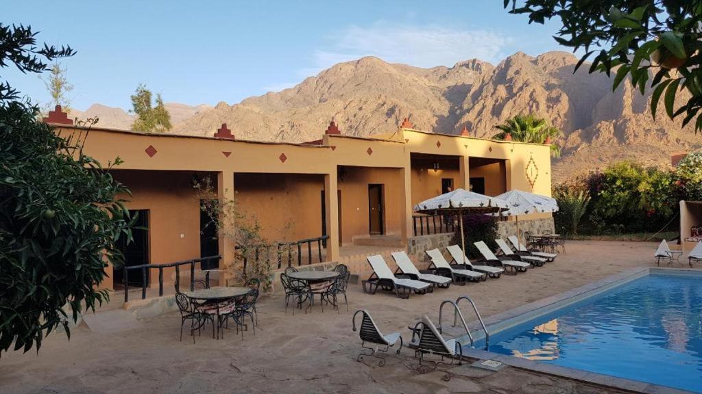 Click Excursions Tafraoute Otel Taddart Dış mekan fotoğraf