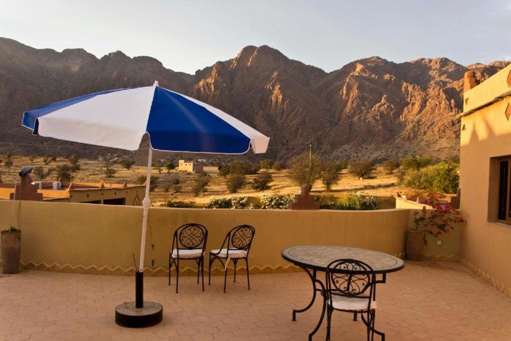 Click Excursions Tafraoute Otel Taddart Dış mekan fotoğraf