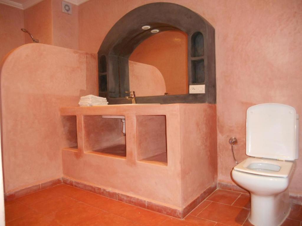 Click Excursions Tafraoute Otel Taddart Dış mekan fotoğraf